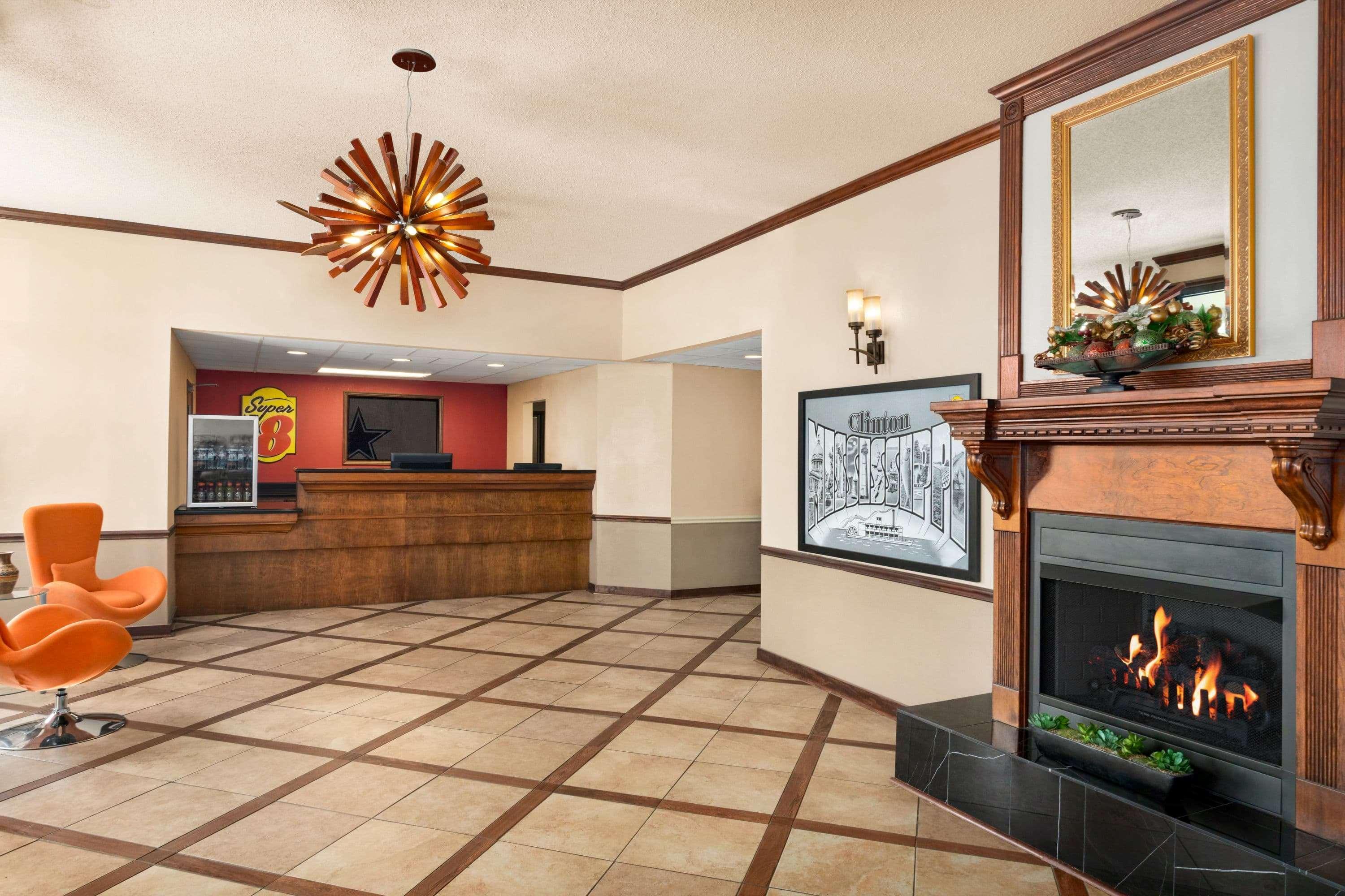 Super 8 By Wyndham Clinton Hotell Eksteriør bilde